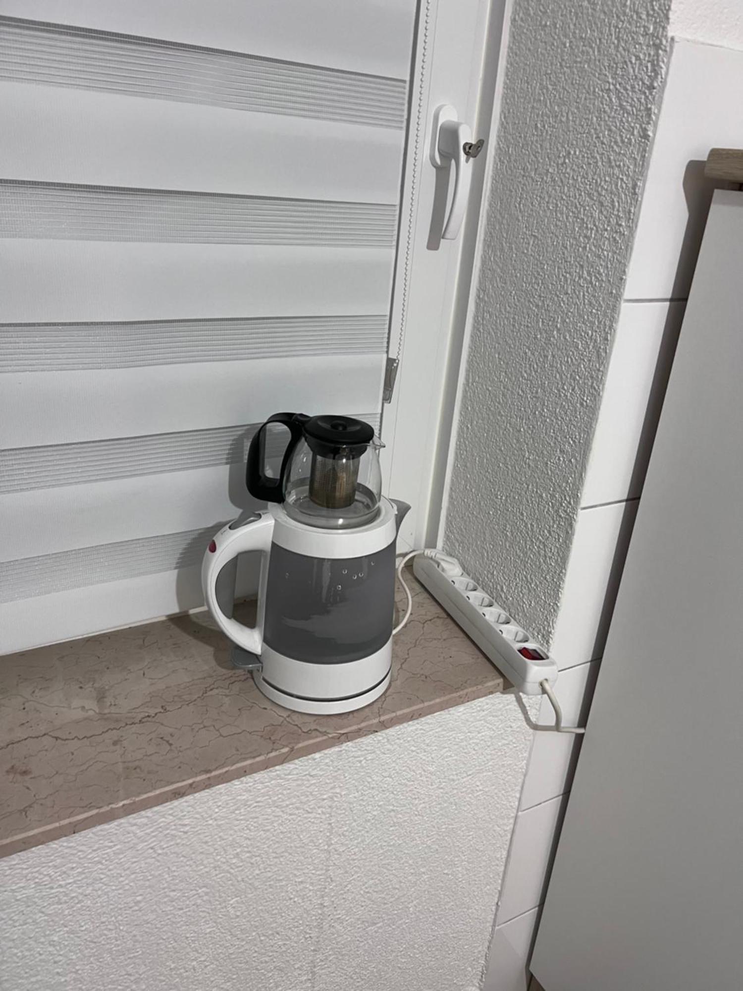 Entire Furnished Flat 2 Rooms Quiet Residential Area Hannover